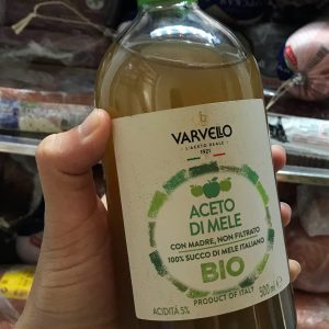 Giấm táo hữu cơ Varvello (Giá sỉ) 2 Giam Tao Huu Co Varvello 2 e1738672993337