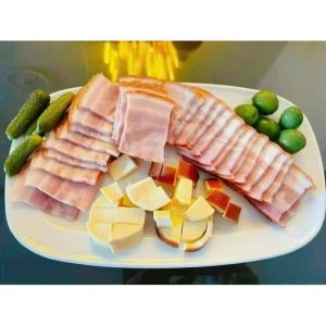 Thit ba chi heo Xong Khoi Nga Bavaria Almak3