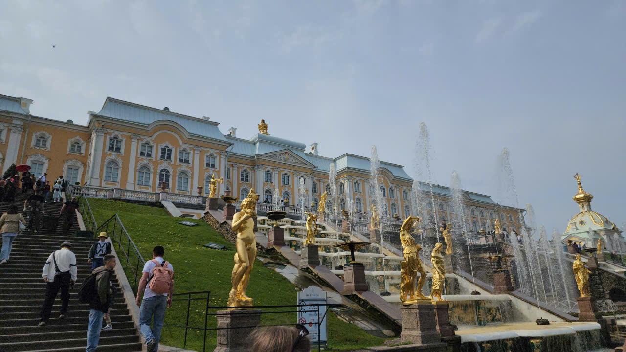 Cung Dien Mua He Nga 9